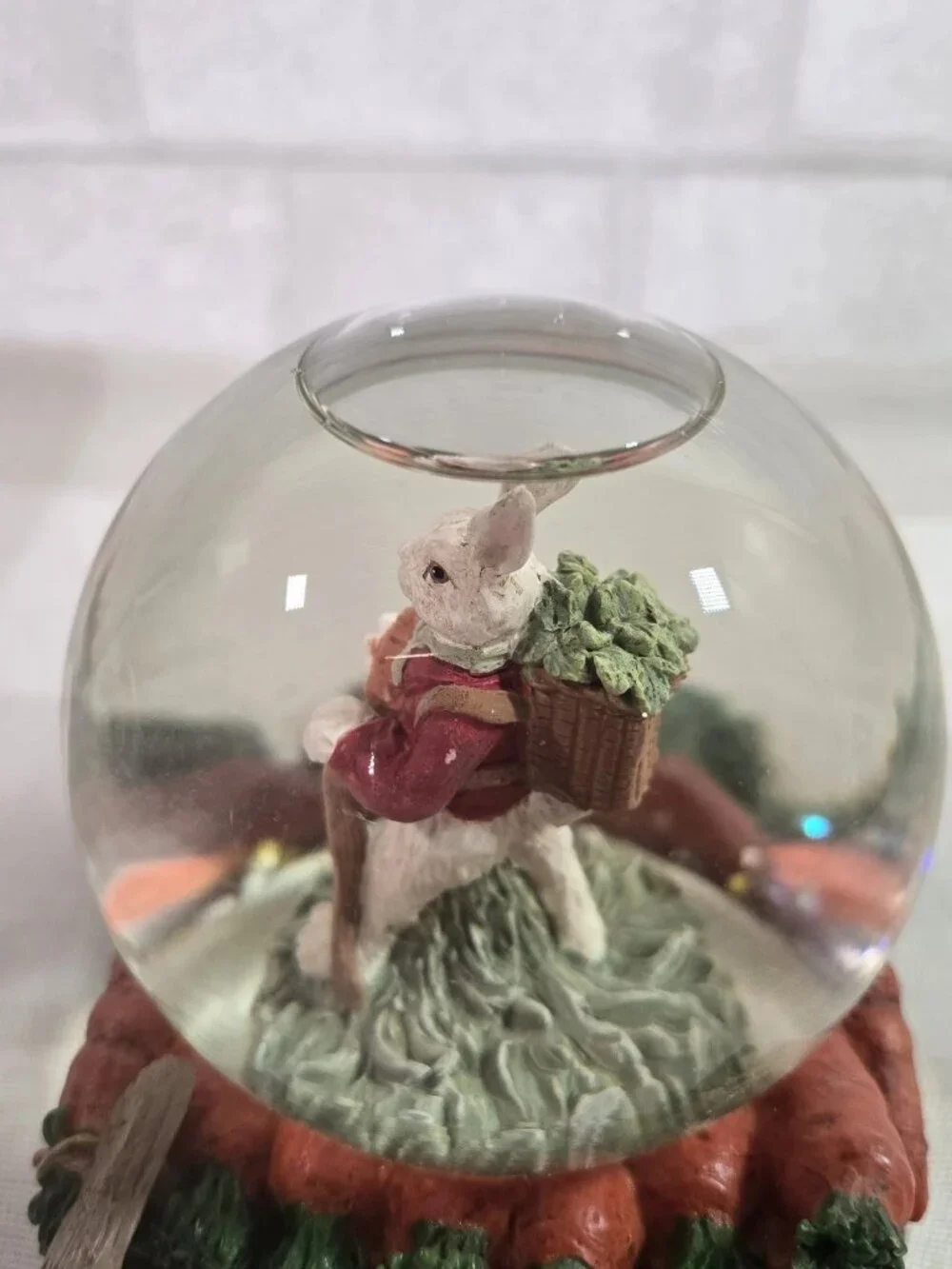 Easter Rabbit Musical Snow Globe Bunny & Carrots ~ Here Comes Peter Cottontail